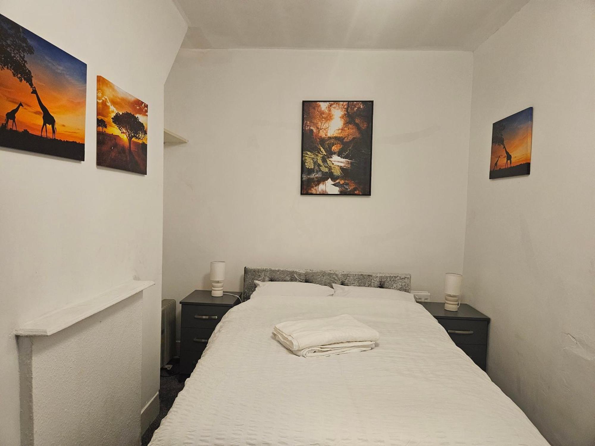 Haven, Stylish And Spacious 3-bedroom With Access *